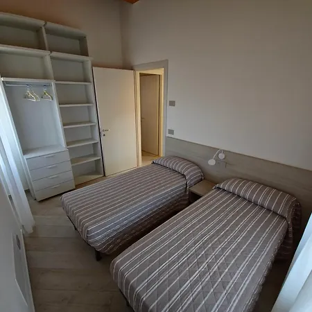 Casa Antico Borgo - 3 برنزوني سول جاردا